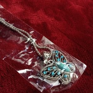 💜Butterfly necklace